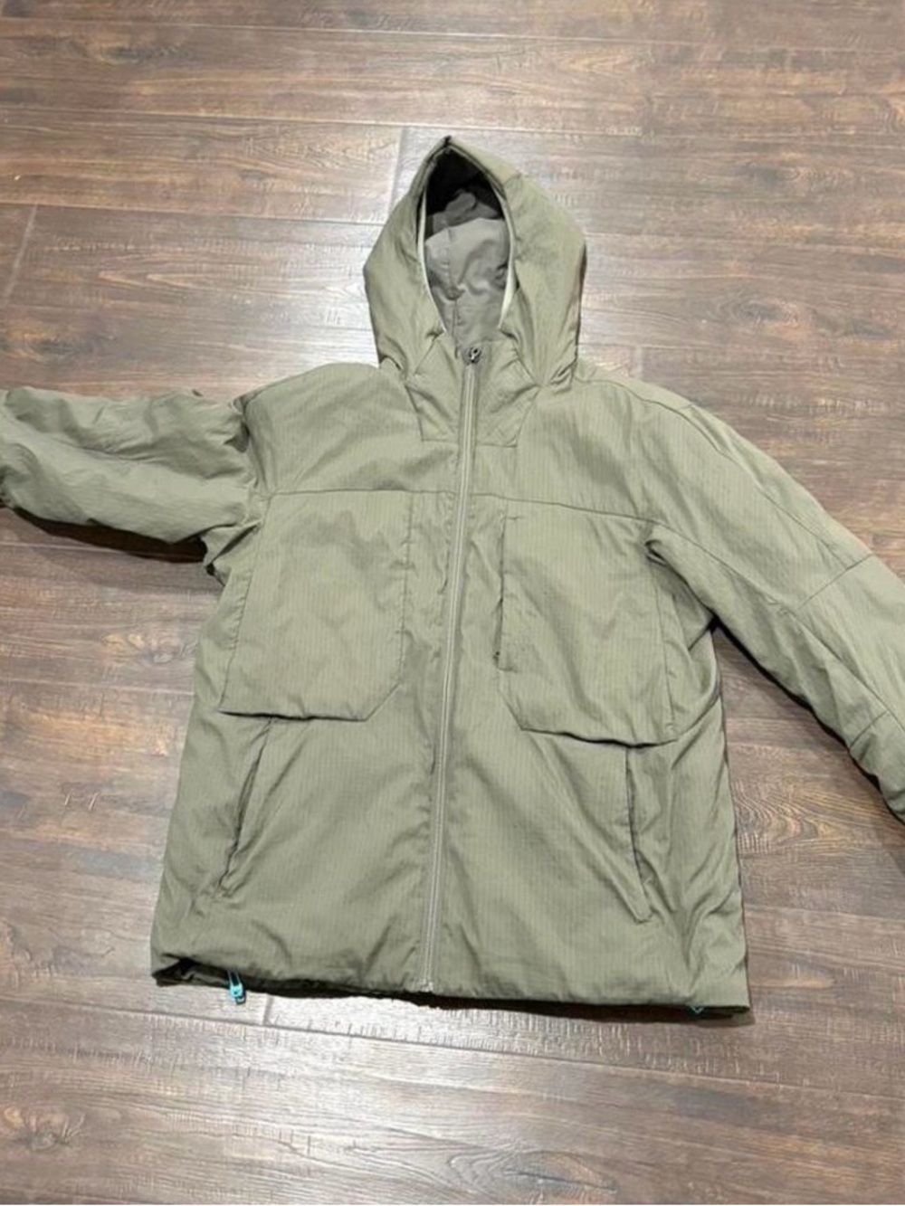 lululemon athletica Men's Hooded Performance Jacket in Olive